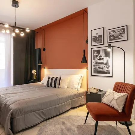 With Jacuzzi And 100-m2 Terrace Apartment *