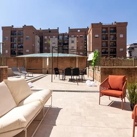 With Jacuzzi And 100-m2 Terrace Apartment